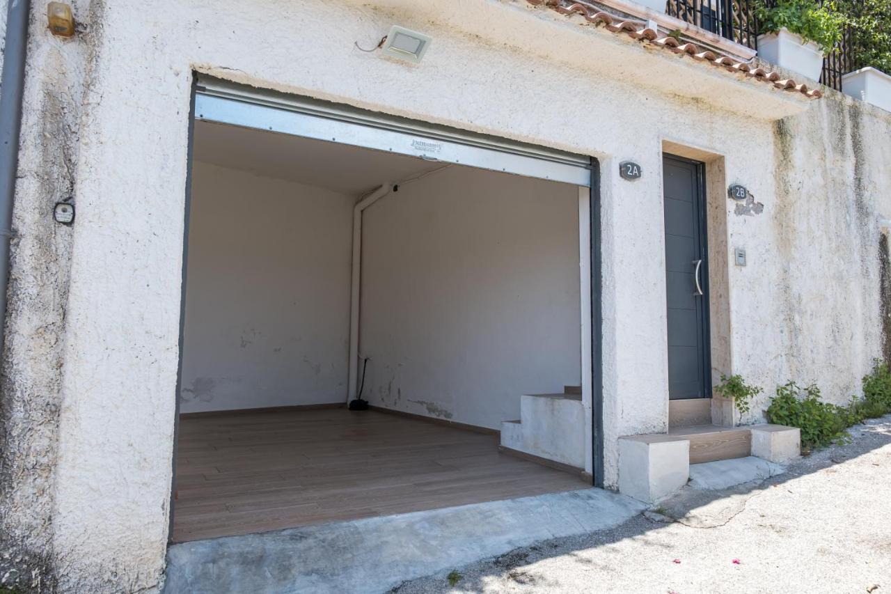 Teatro Apartments Mondello Palermo Exterior foto